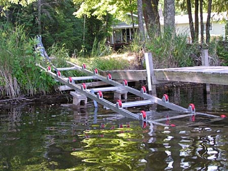 Aqua Sidekick Boat Ramp with Quick Release Hinge - HandiRamp